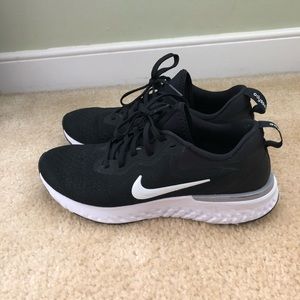 Black Nike Odyssey Sneakers size 8